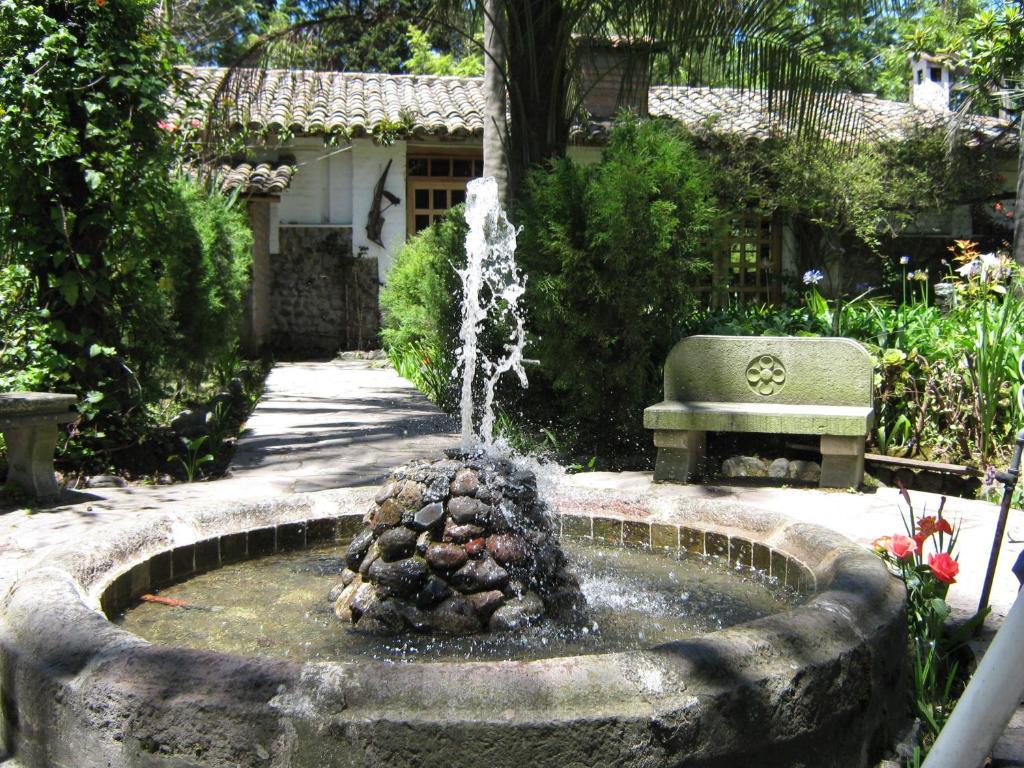 Hotel Hacienda La Carriona à Sangolquí Extérieur photo