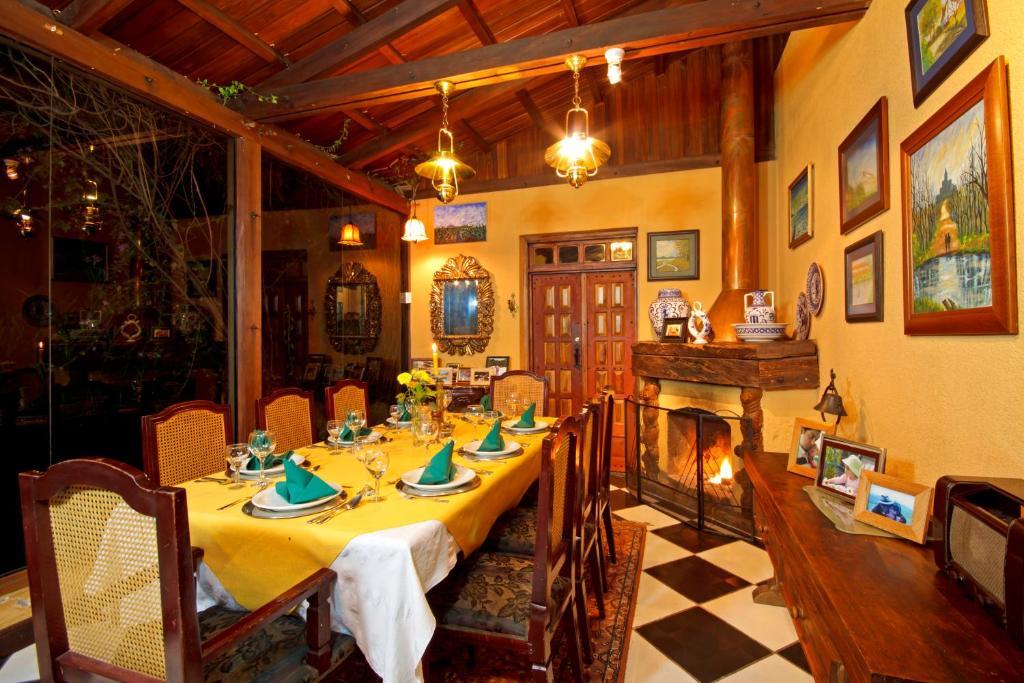 Hotel Hacienda La Carriona à Sangolquí Extérieur photo