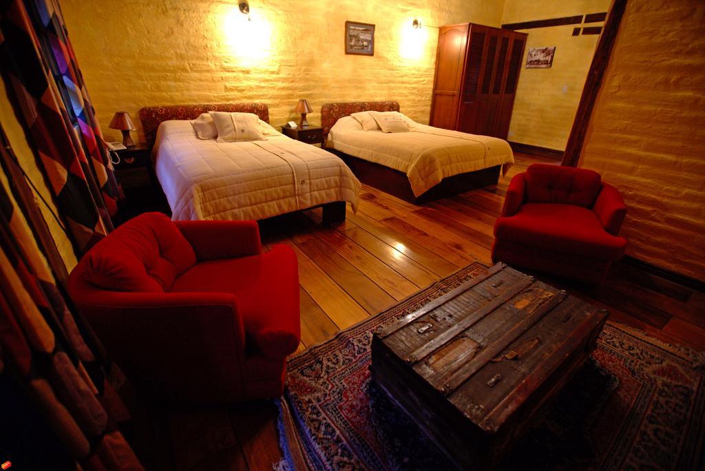 Hotel Hacienda La Carriona à Sangolquí Extérieur photo