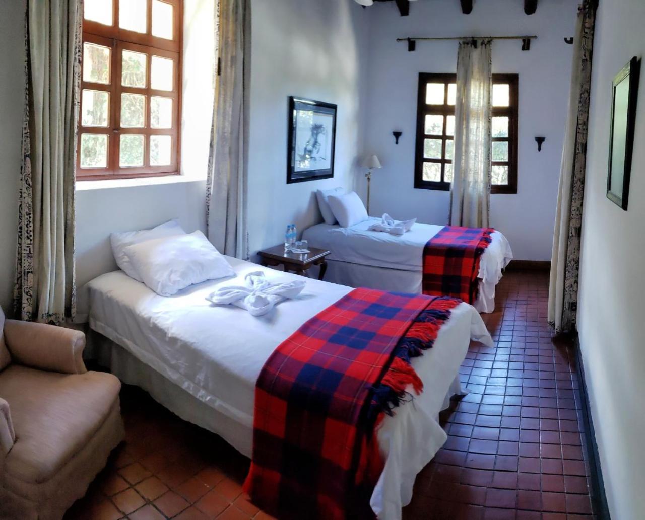 Hotel Hacienda La Carriona à Sangolquí Extérieur photo