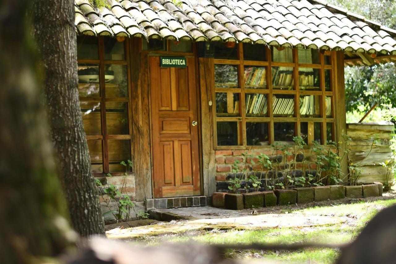 Hotel Hacienda La Carriona à Sangolquí Extérieur photo