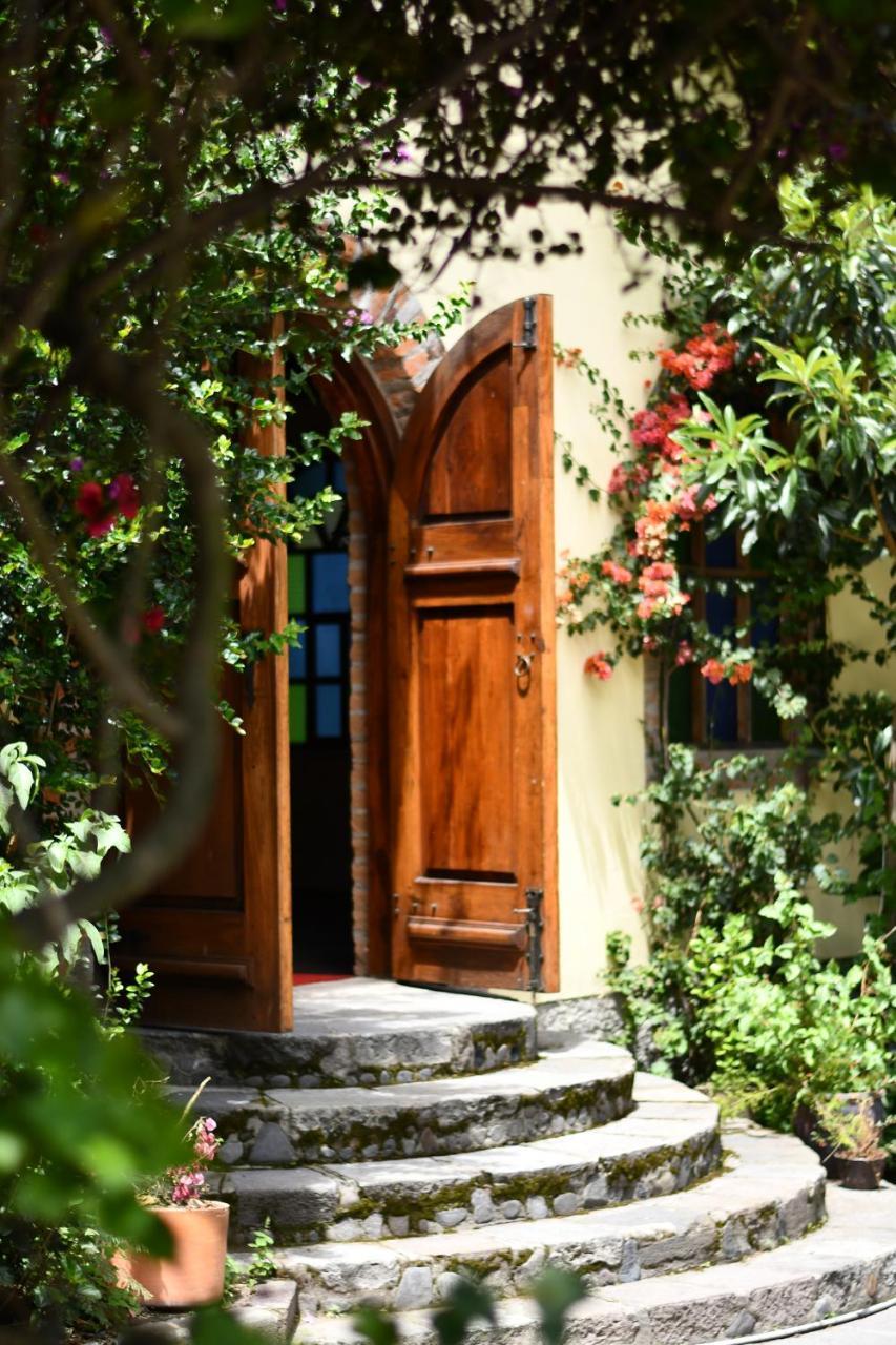 Hotel Hacienda La Carriona à Sangolquí Extérieur photo
